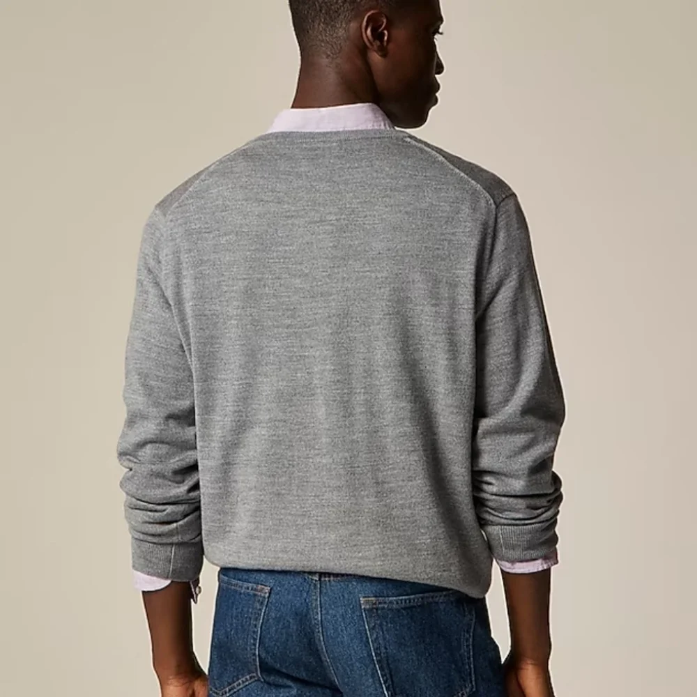 J. Crew Mens Slim Fit XL 100% Merino Wool Heather Metal V-Neck Sweater